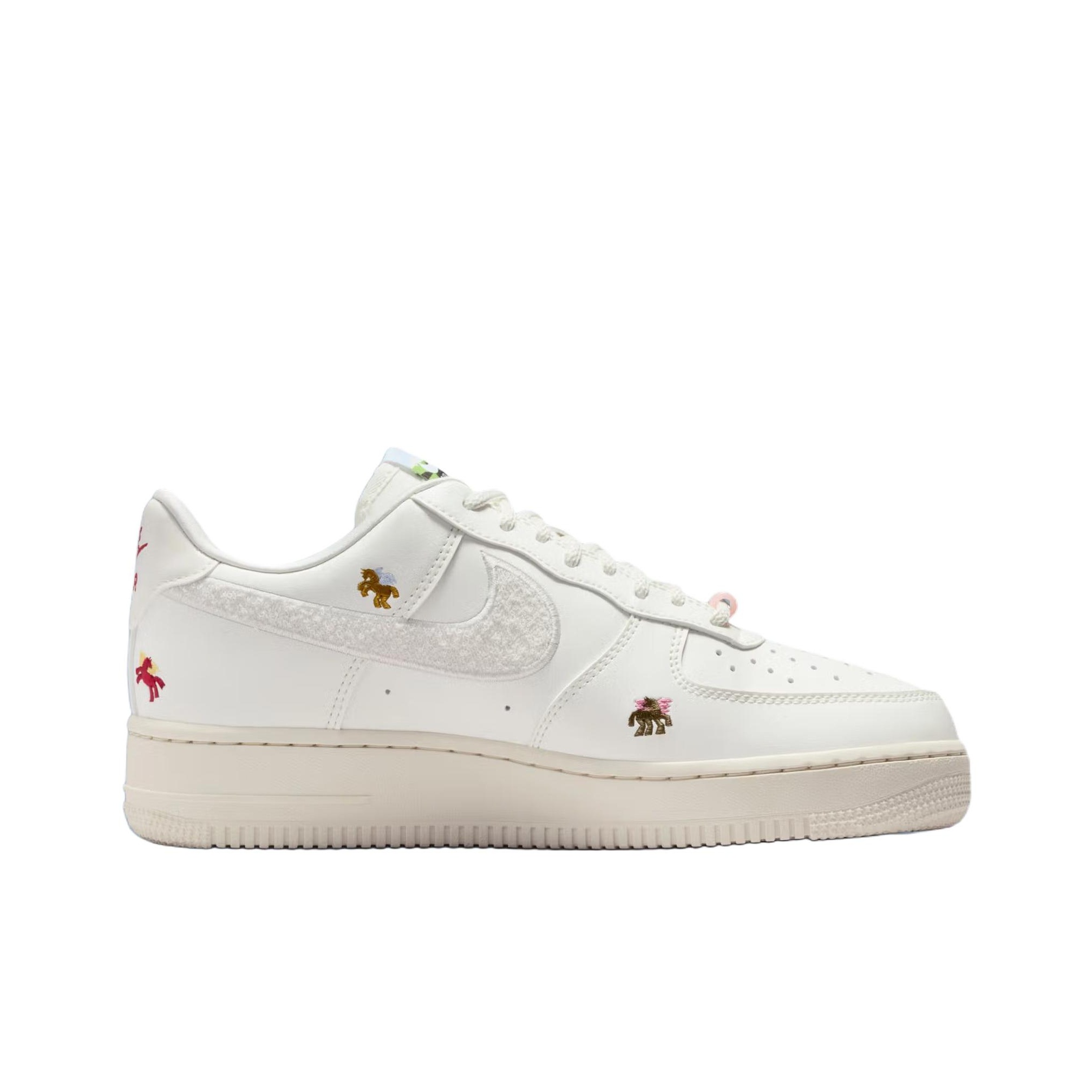 Nike Air Force 1 Düşük Bilekli - Nike Shoes Air Force 1 incelemesi ve fiyatı